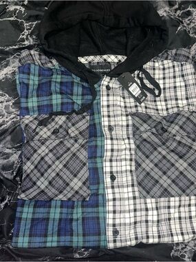 No Boundaries Hooded color block Plaid Flannel long sleeve button down size L